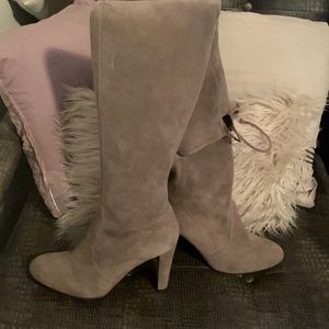 Stuart Weitzman Taupe suede thigh high boot nwt/b